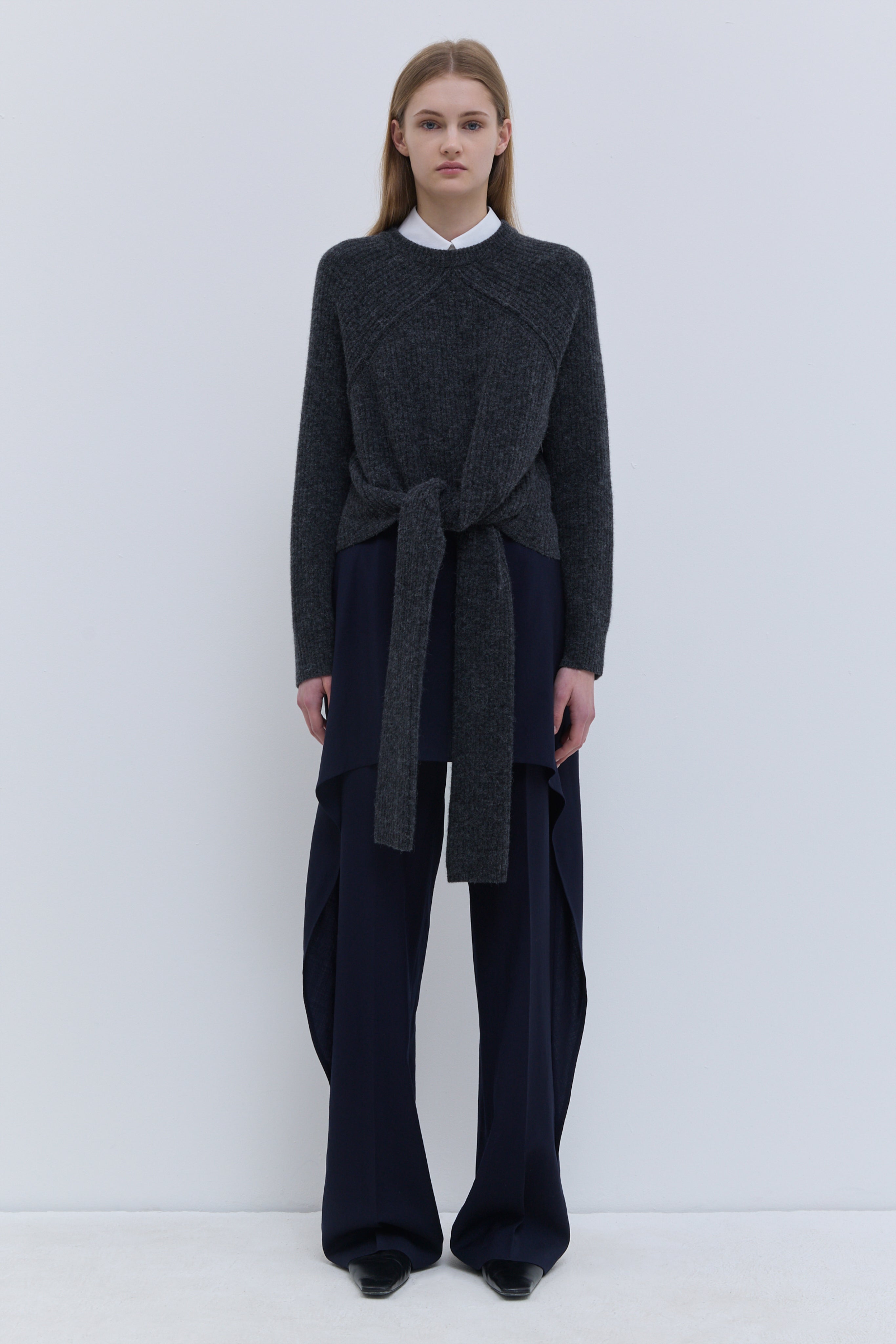 Kadoka anthracite ribbed-knit sweater with front ties