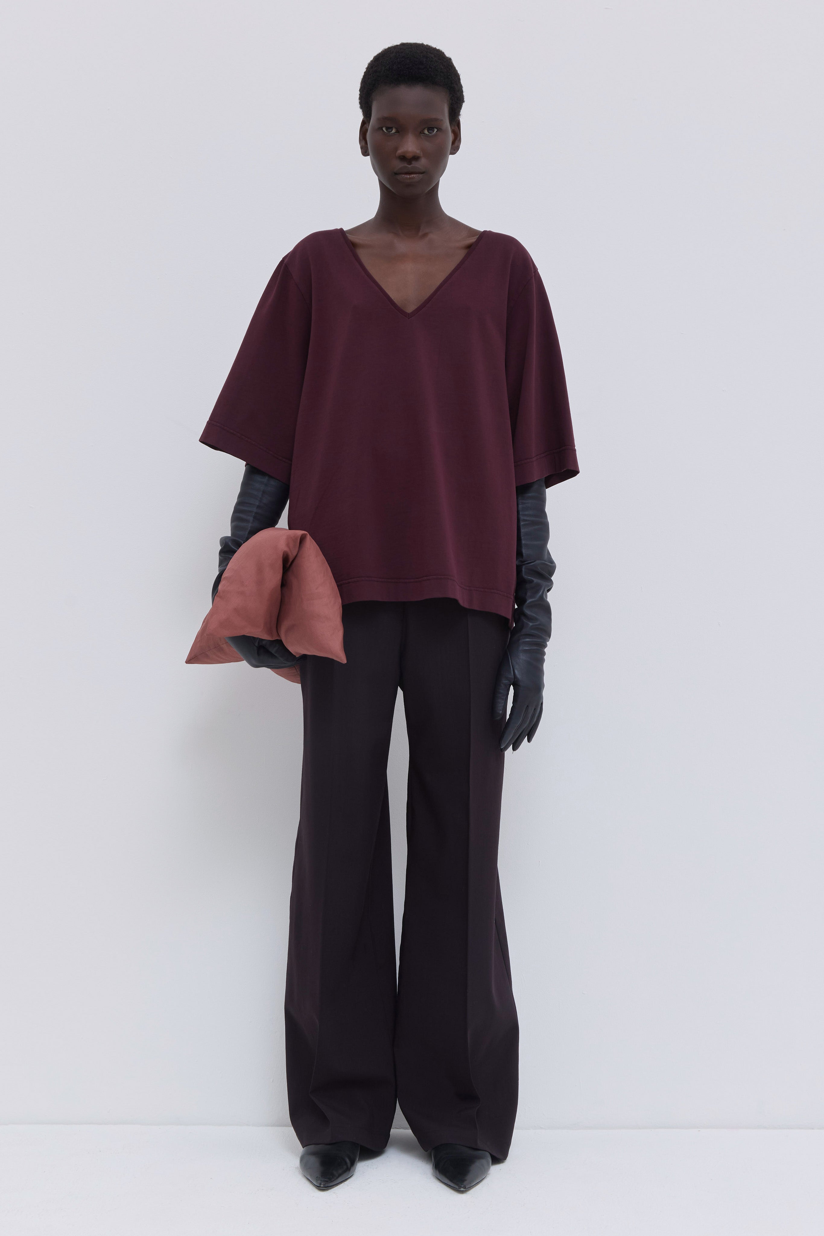 Tima V-neck jersey T-shirt in Burgundy