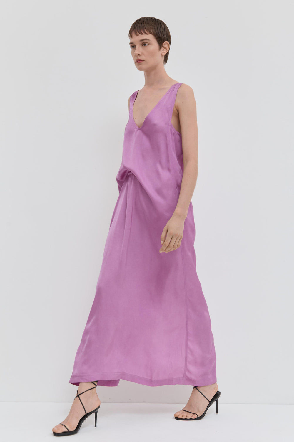 Dalta V-Neck Dress