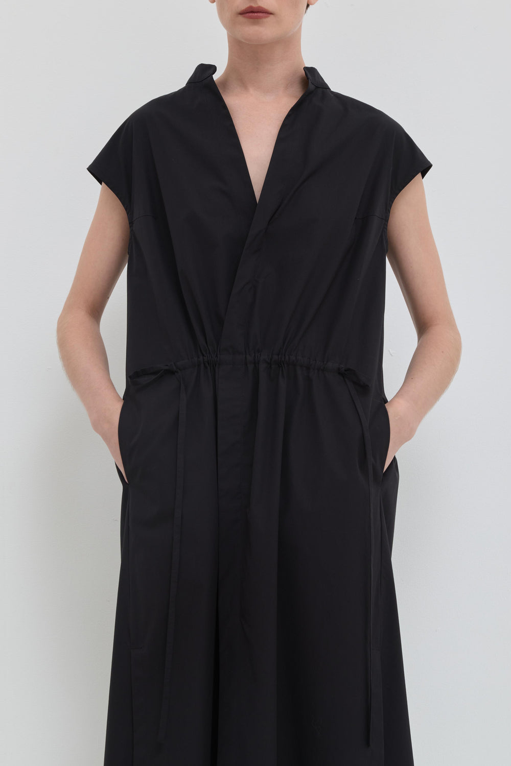 Doryas black cotton shirt dress with adjustable waist belt zoom view