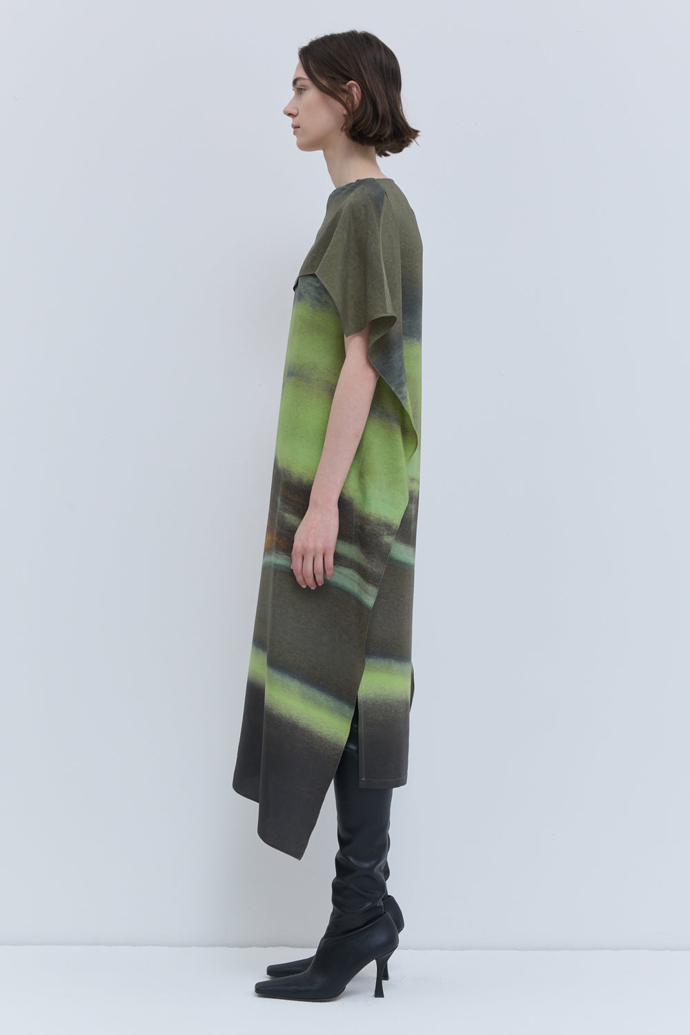 Side view of Christian Wijnants Durango sleeveless dress in Aurora Olive abstract print