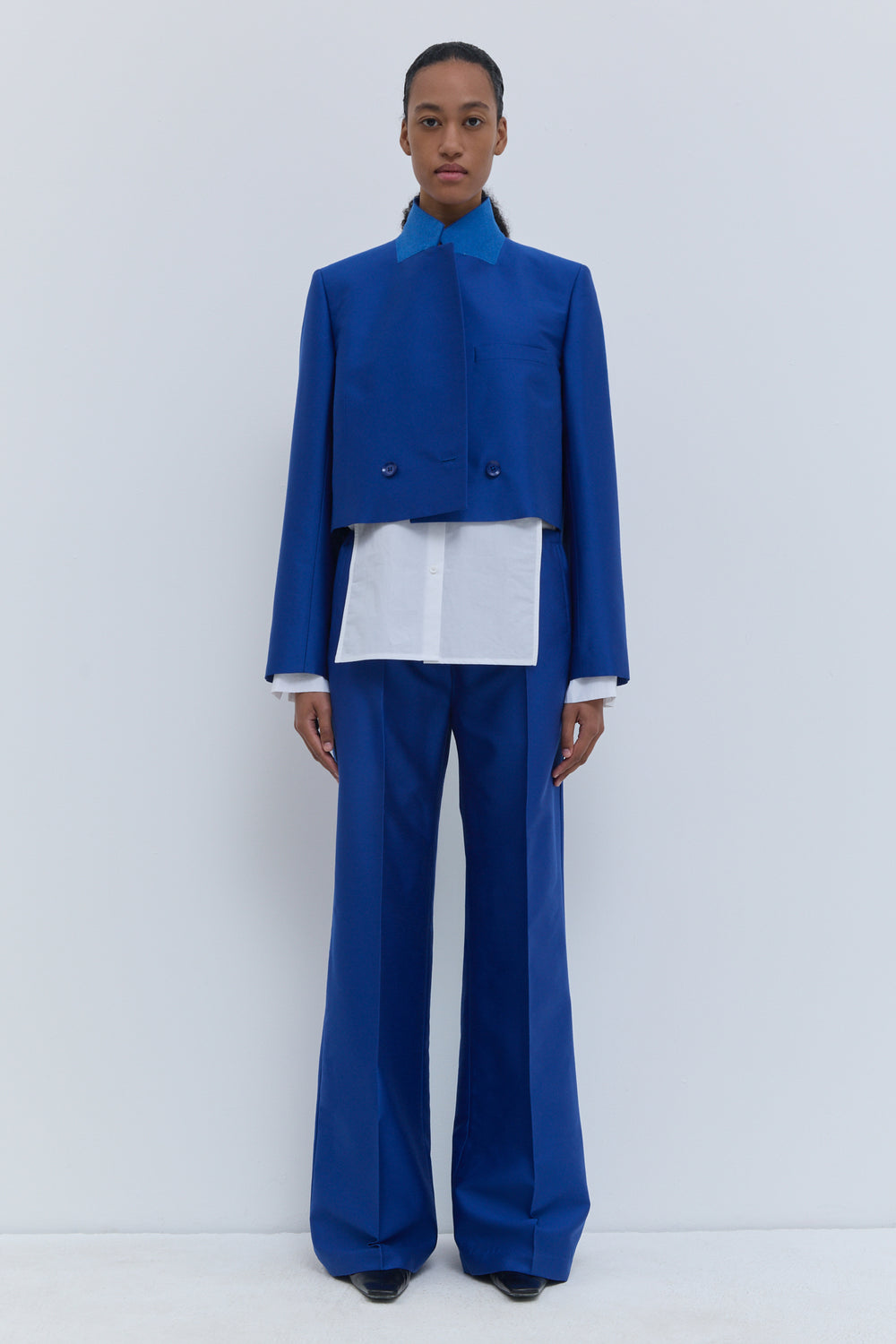 Javas cropped tailored jacket in deep blue