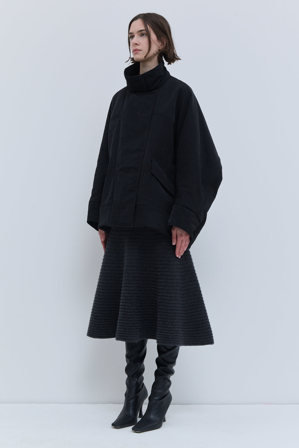 Jombo black jacket with rounded oversized sleeves