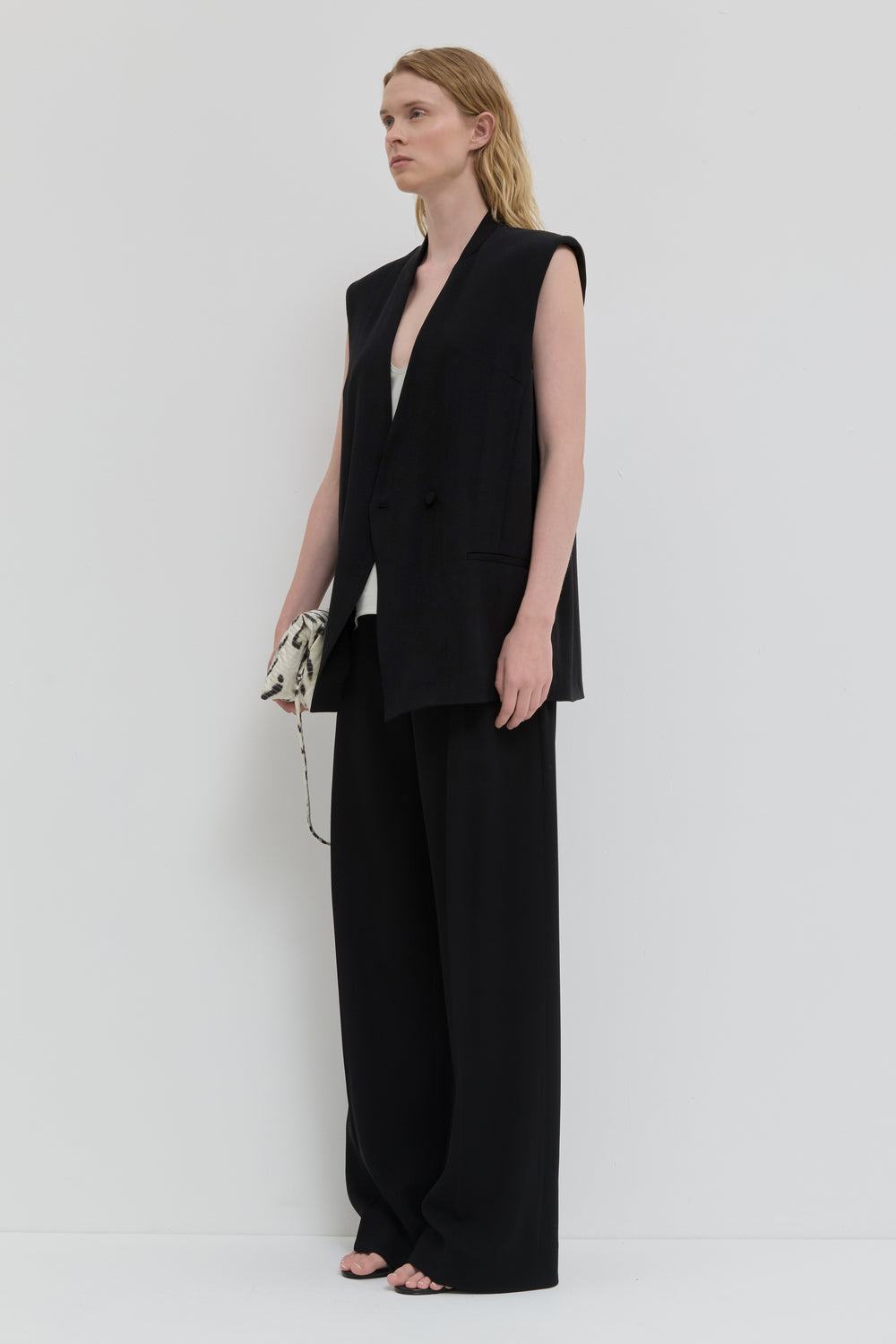 Judrio Sleeveless Blazer