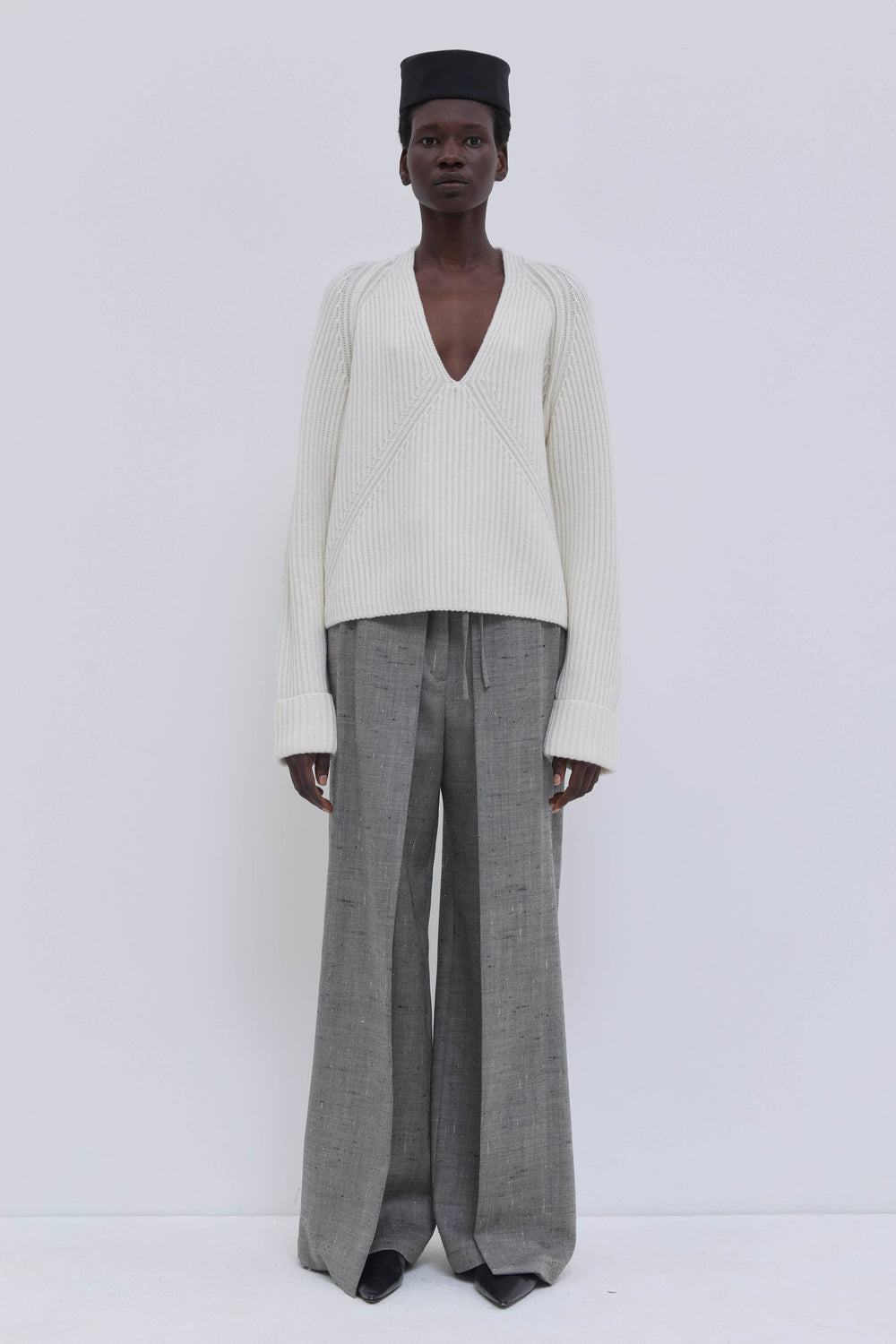 Paire Deep Pleat Wide-Leg Trousers