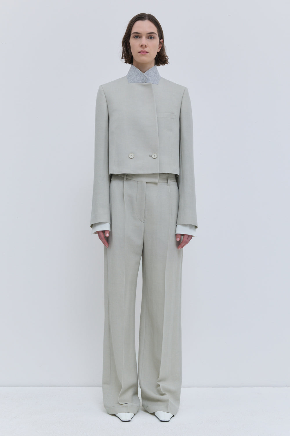 Luxury virgin wool trousers with tailored front crease
