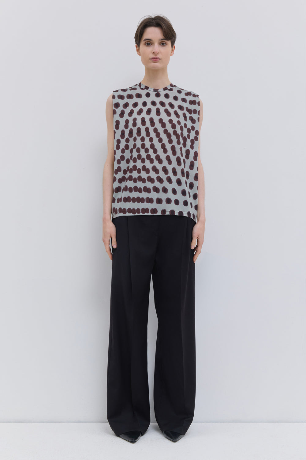 Tabansir sleeveless jersey top in Plum Polika print