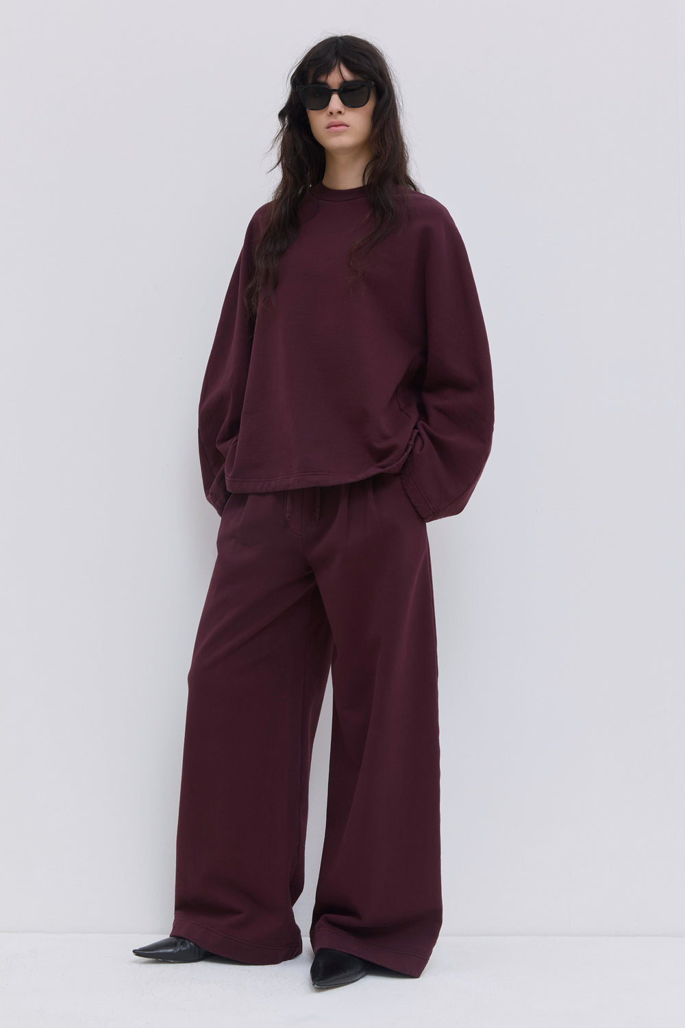 Tahoras Garment-Dyed Sweatshirt
