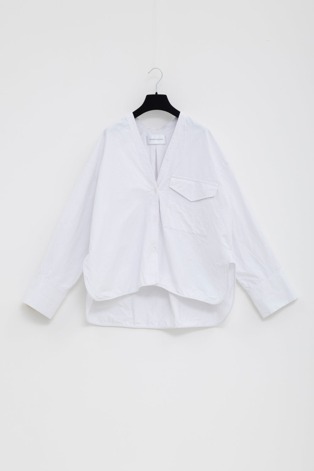 Tariez V-Neck Shirt