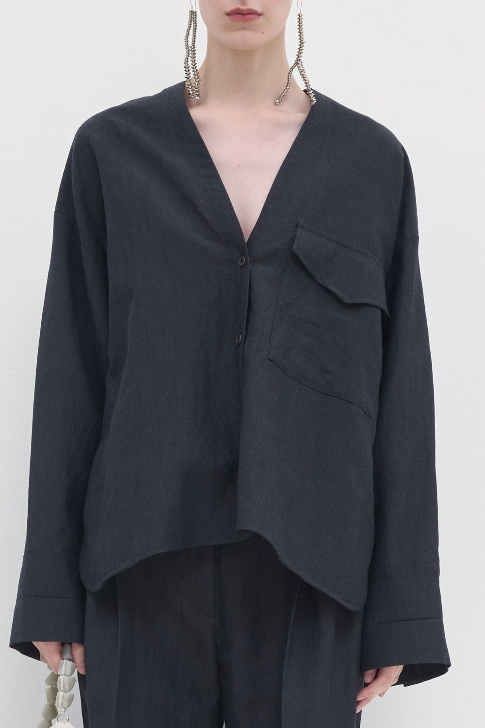 Tariez V-Neck Shirt