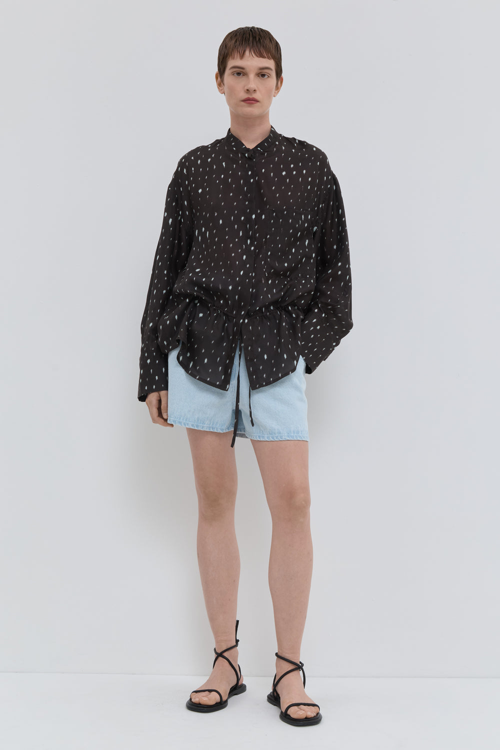 Tubi Loose Shirt