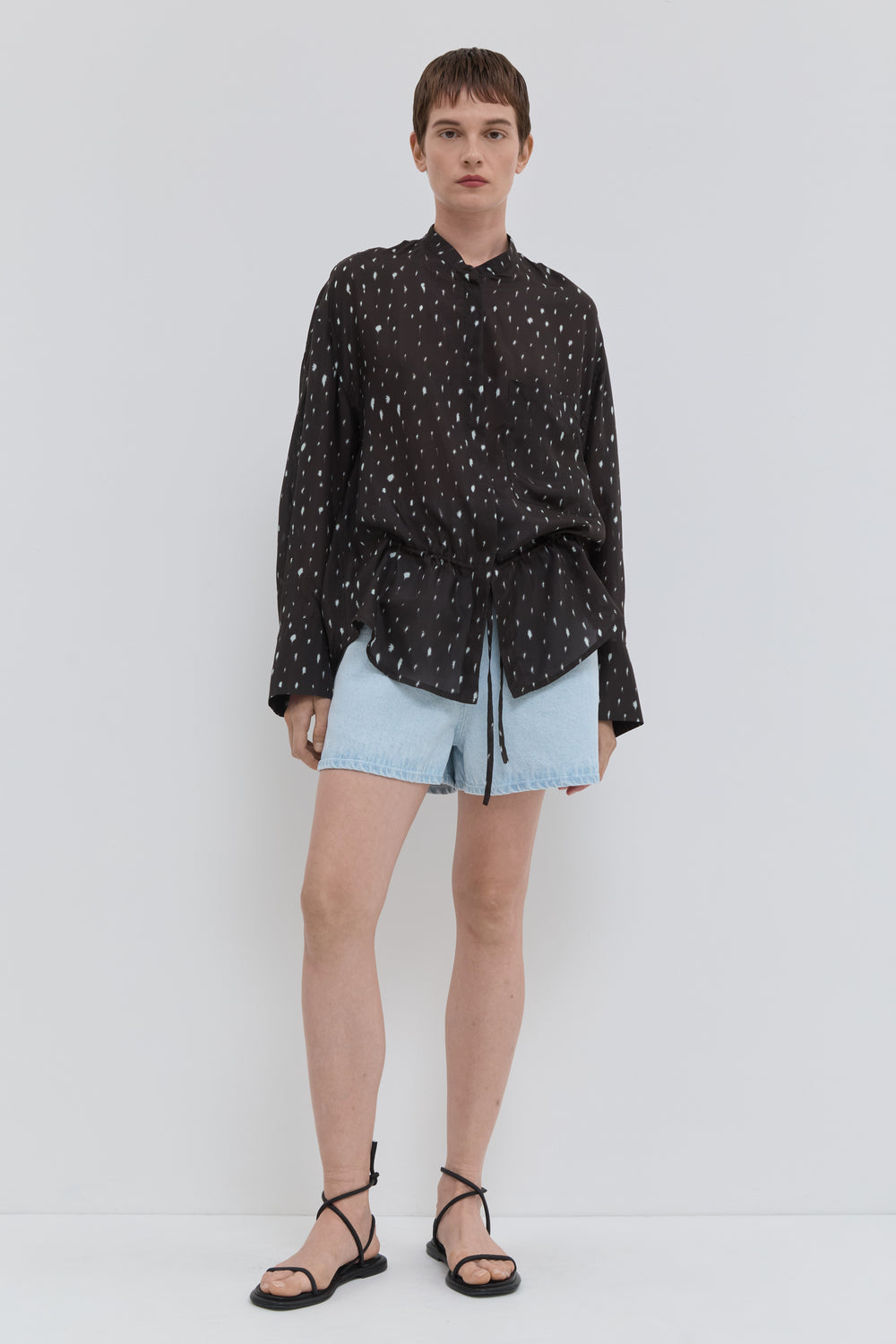 Tubi Loose Shirt