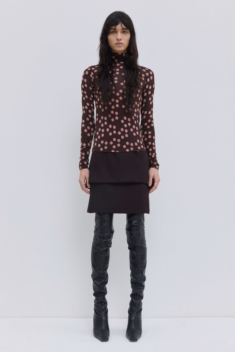 Long-sleeve turtleneck jersey top in Wine Penny print