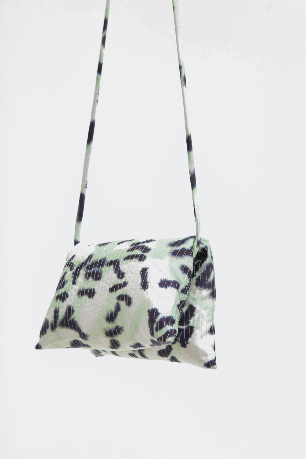 Billy Pillow Bag